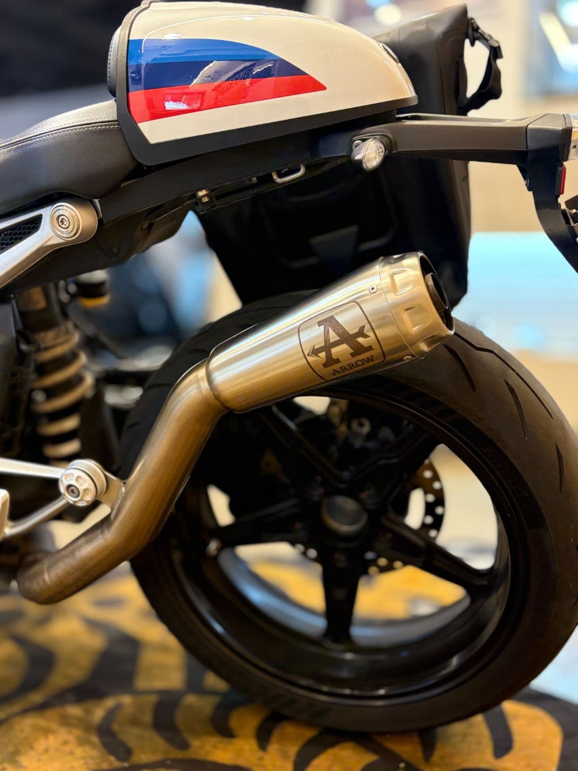 BMW R nine T 레이서 10