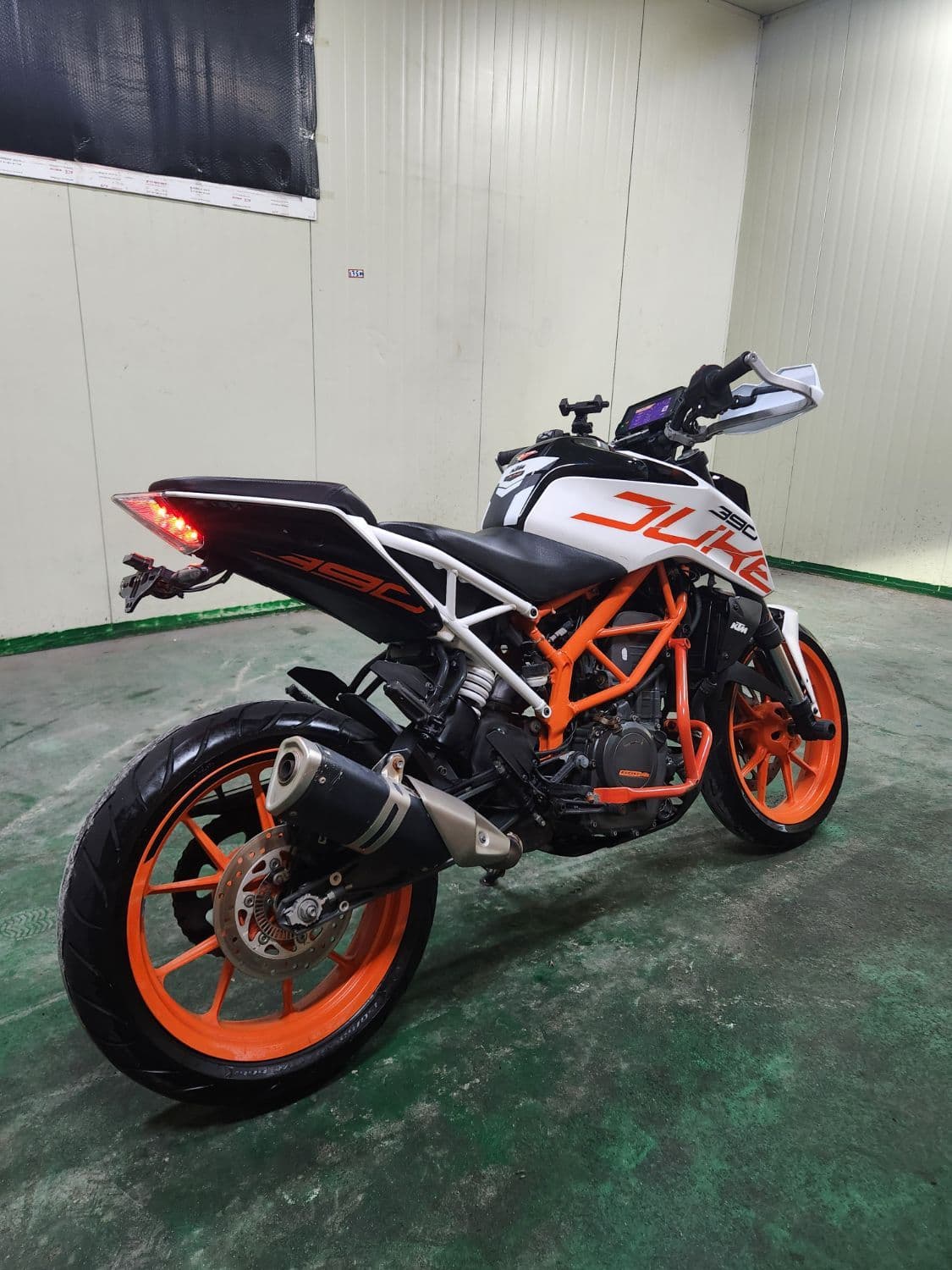KTM 390 듀크 3