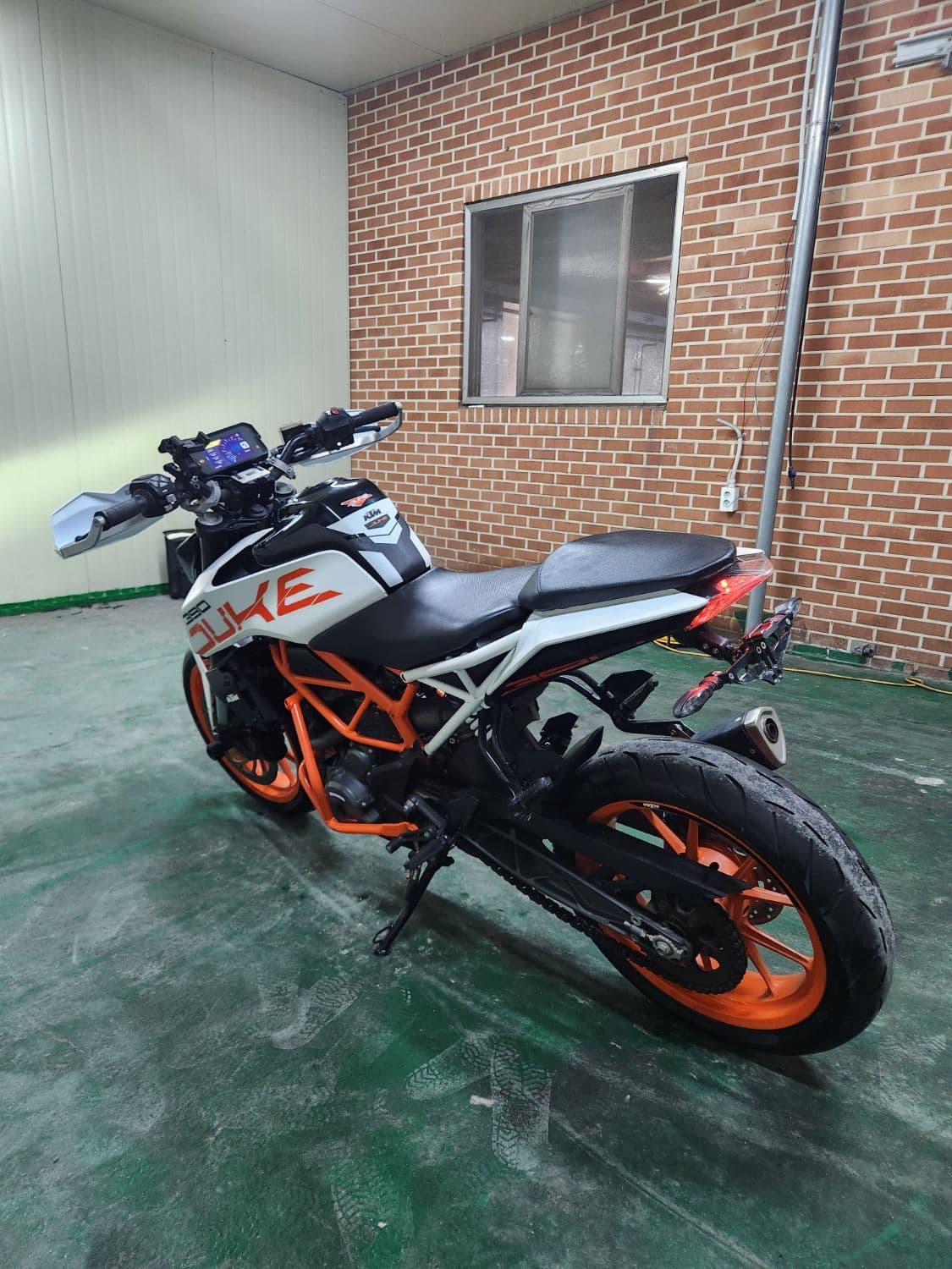 KTM 390 듀크 5
