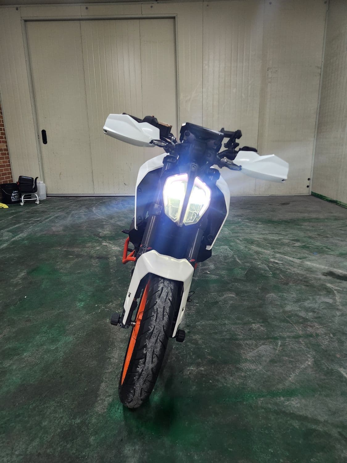 KTM 390 듀크 8