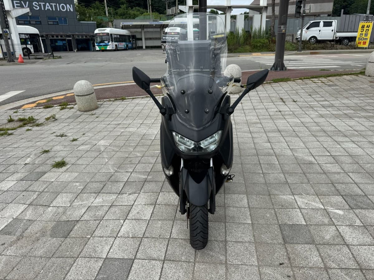 야마하 NMAX 125 4