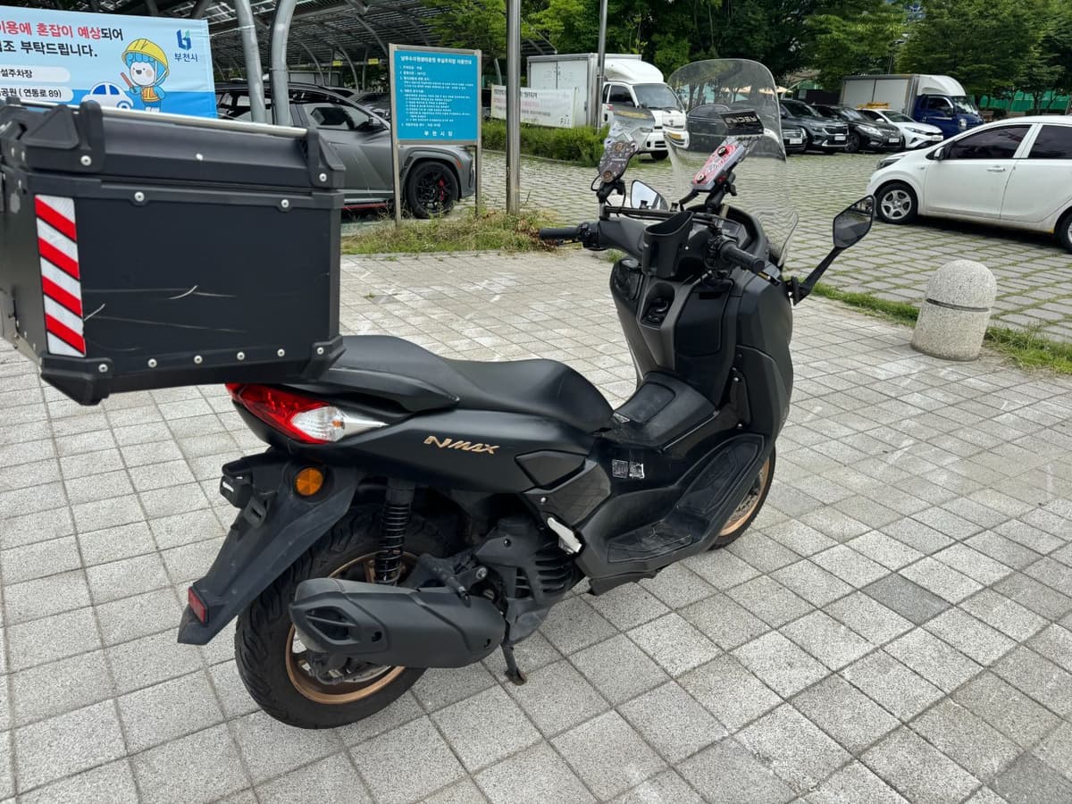 야마하 NMAX 125 6