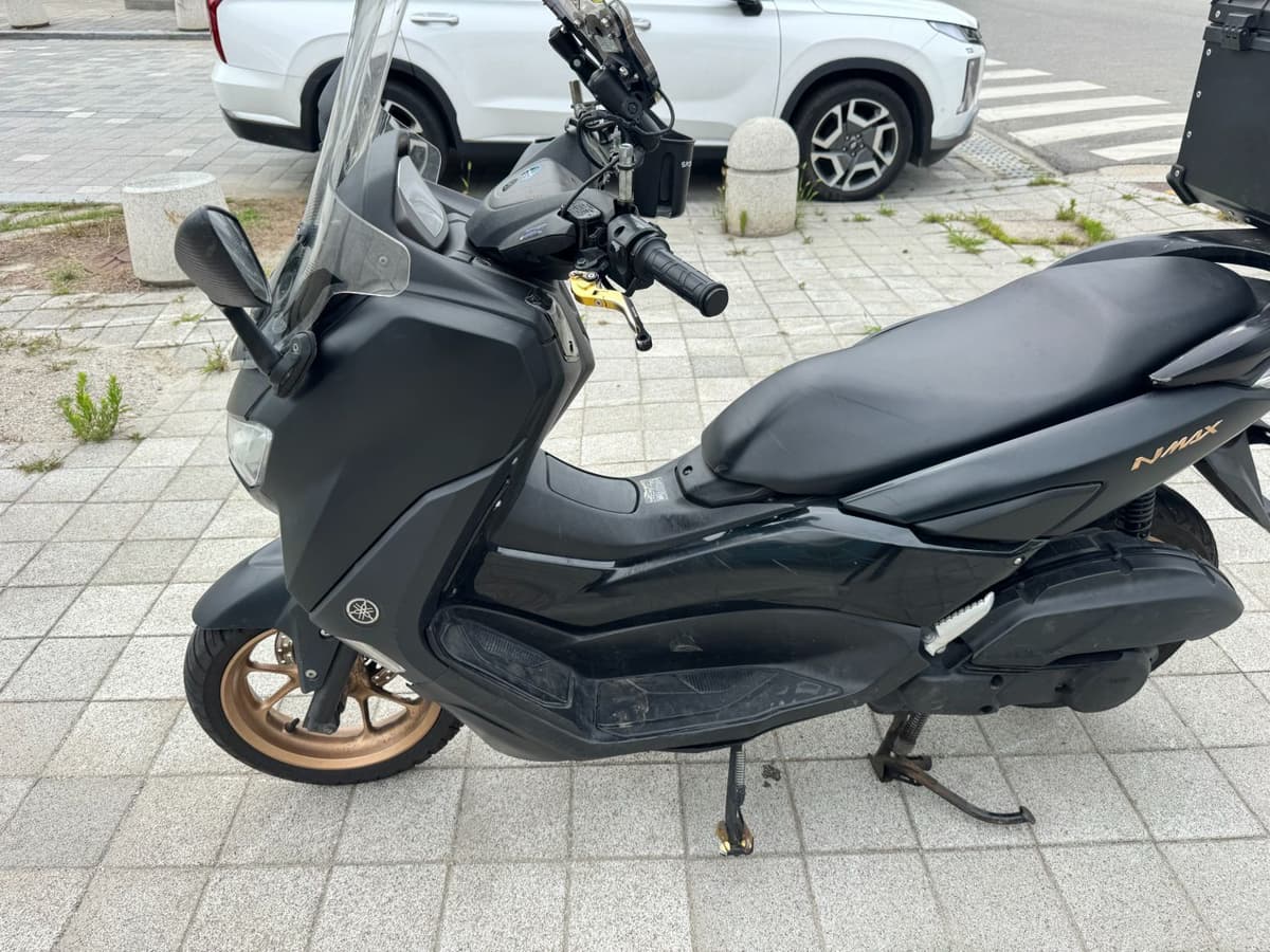 야마하 NMAX 125 9