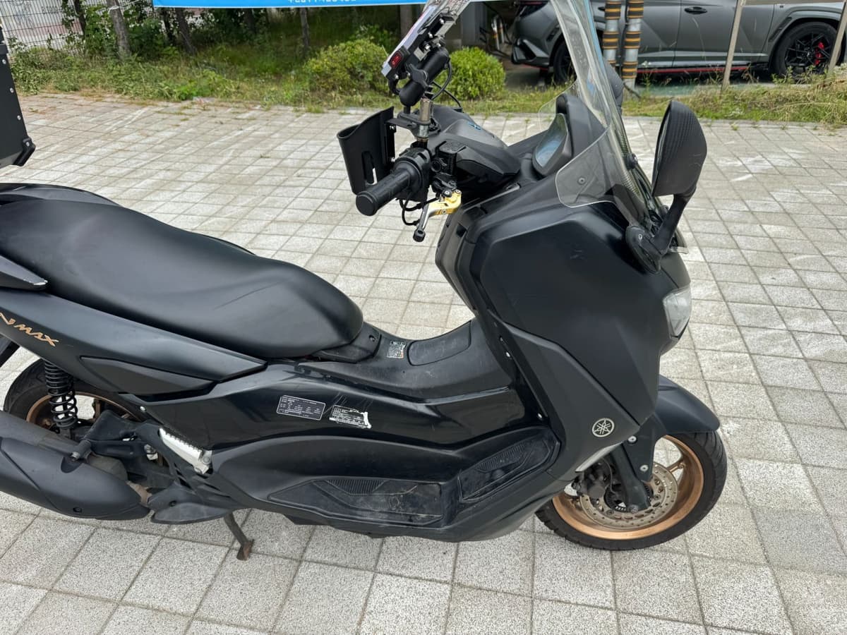 야마하 NMAX 125 11