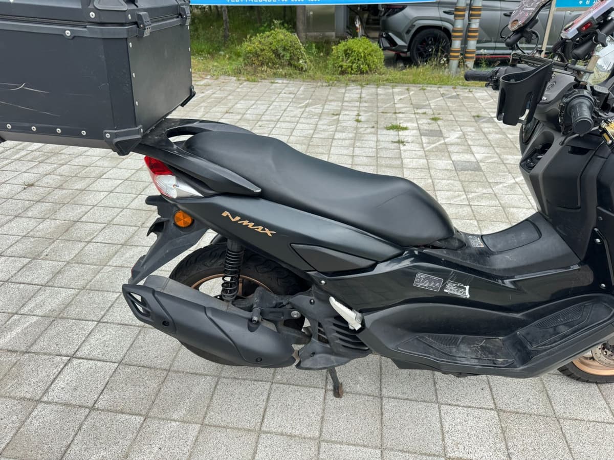 야마하 NMAX 125 12