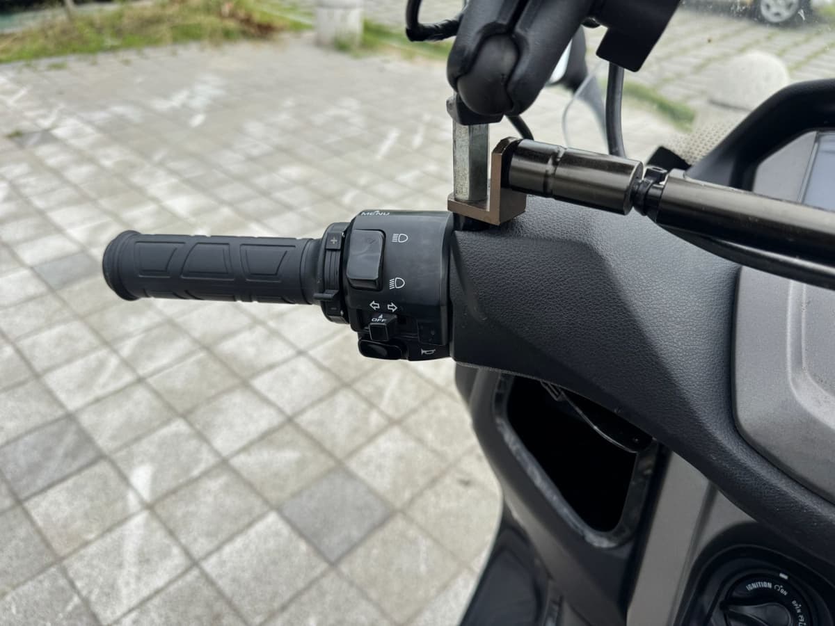 야마하 NMAX 125 18