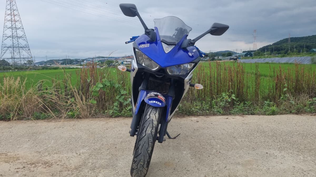 야마하 YZF R3 2