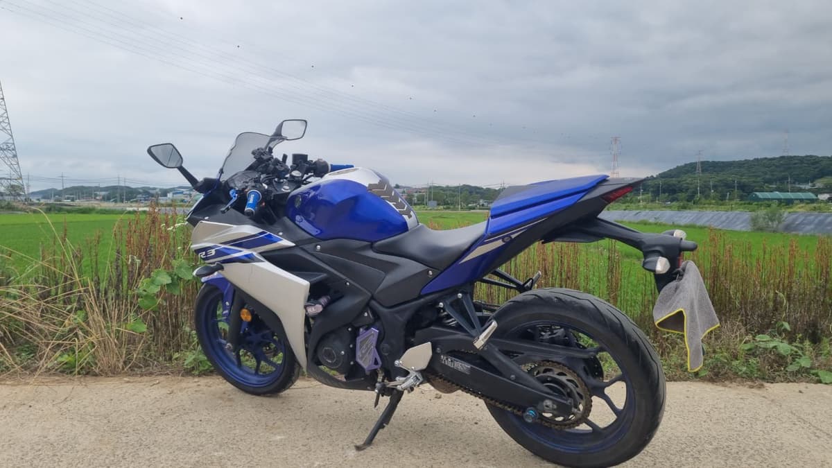 야마하 YZF R3 5
