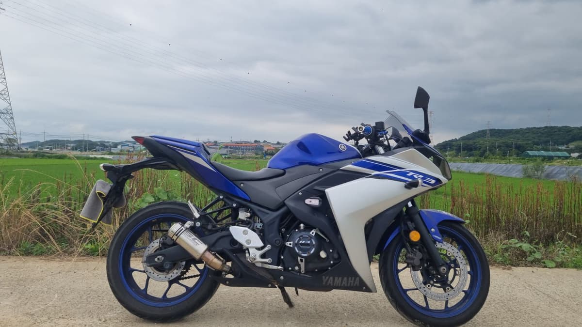 야마하 YZF R3 8
