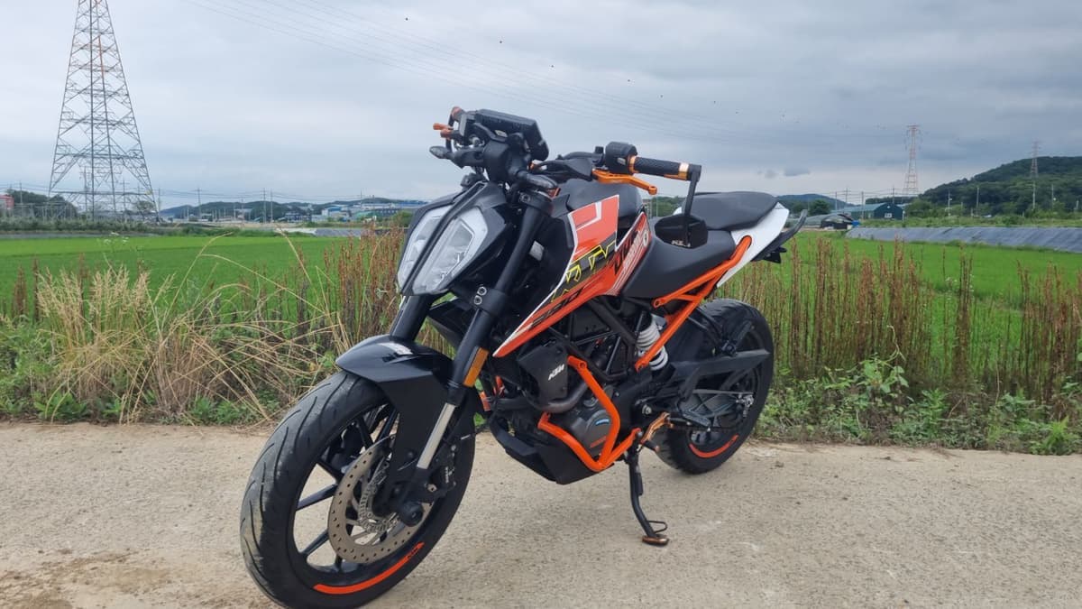 KTM 125 듀크 3