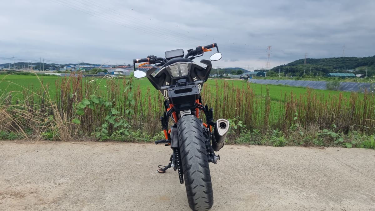 KTM 125 듀크 6