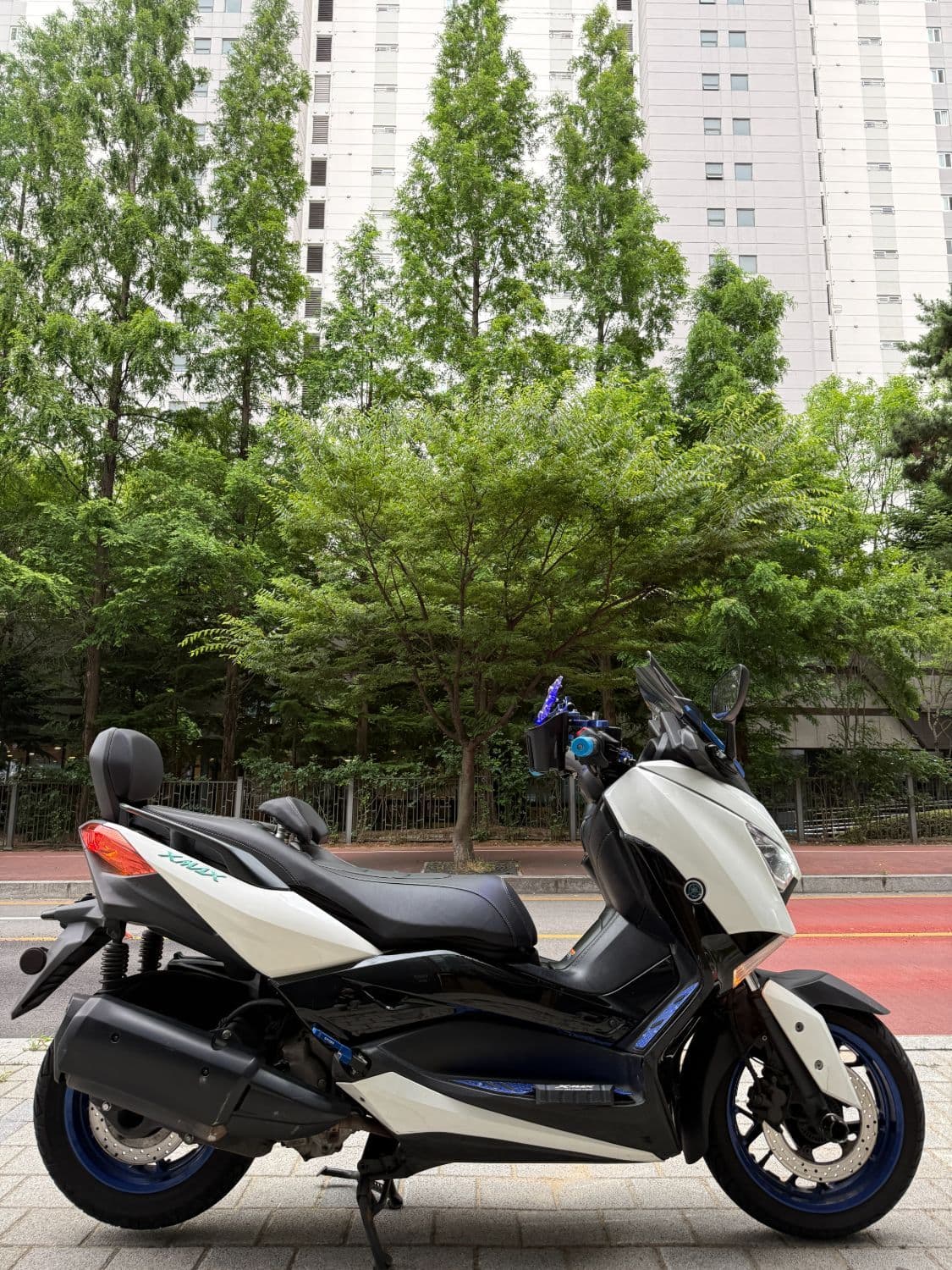 야마하 XMAX 300 ABS 4