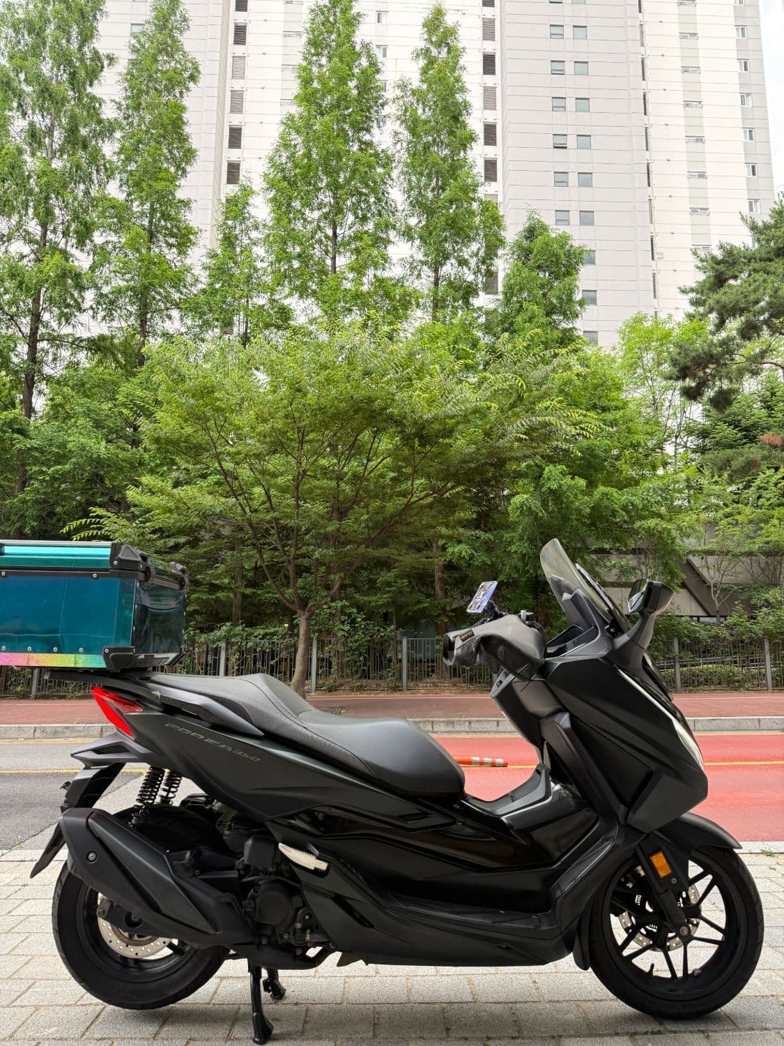 혼다 포르자 350 4