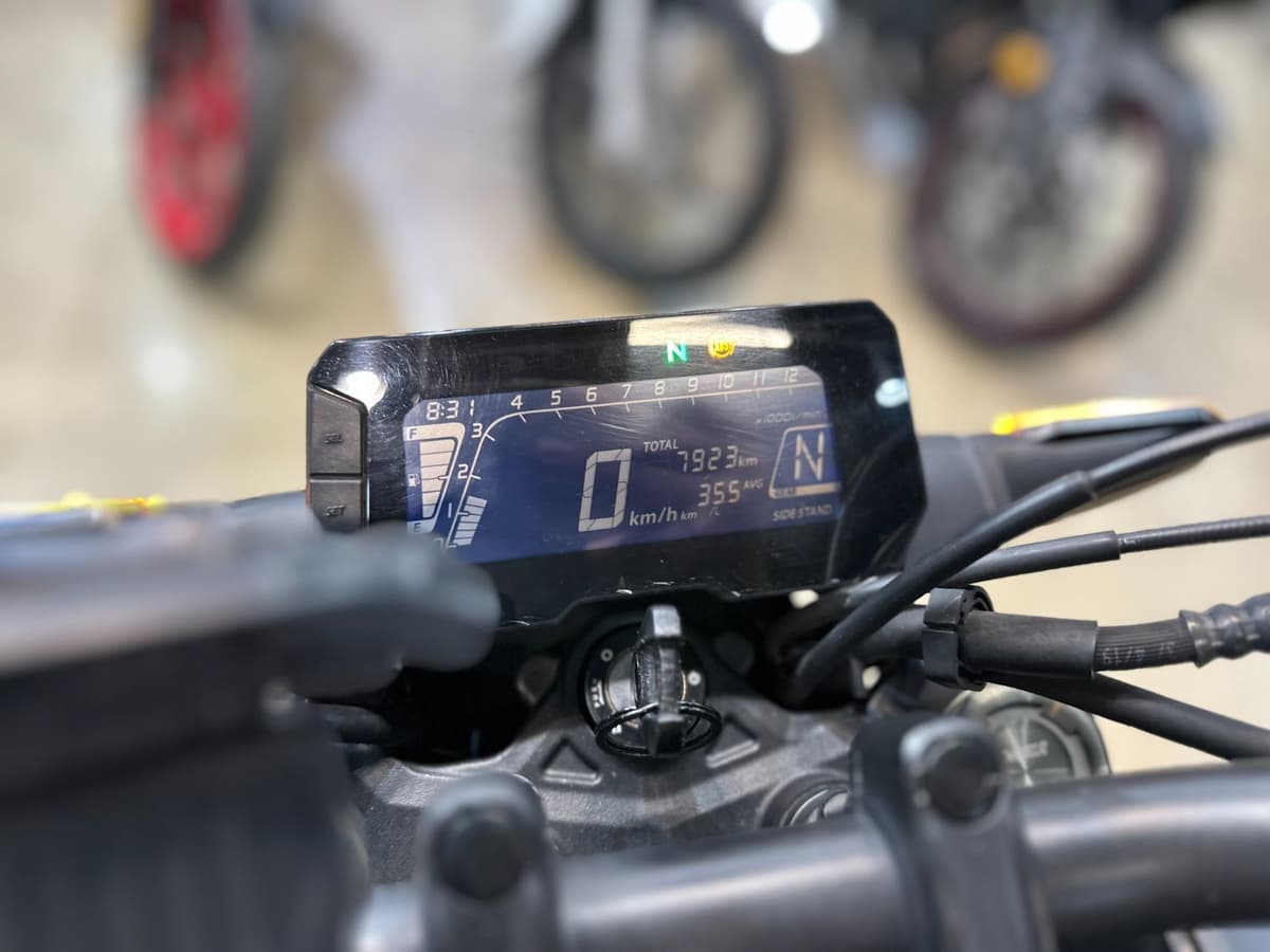 혼다 CB 125 R 13