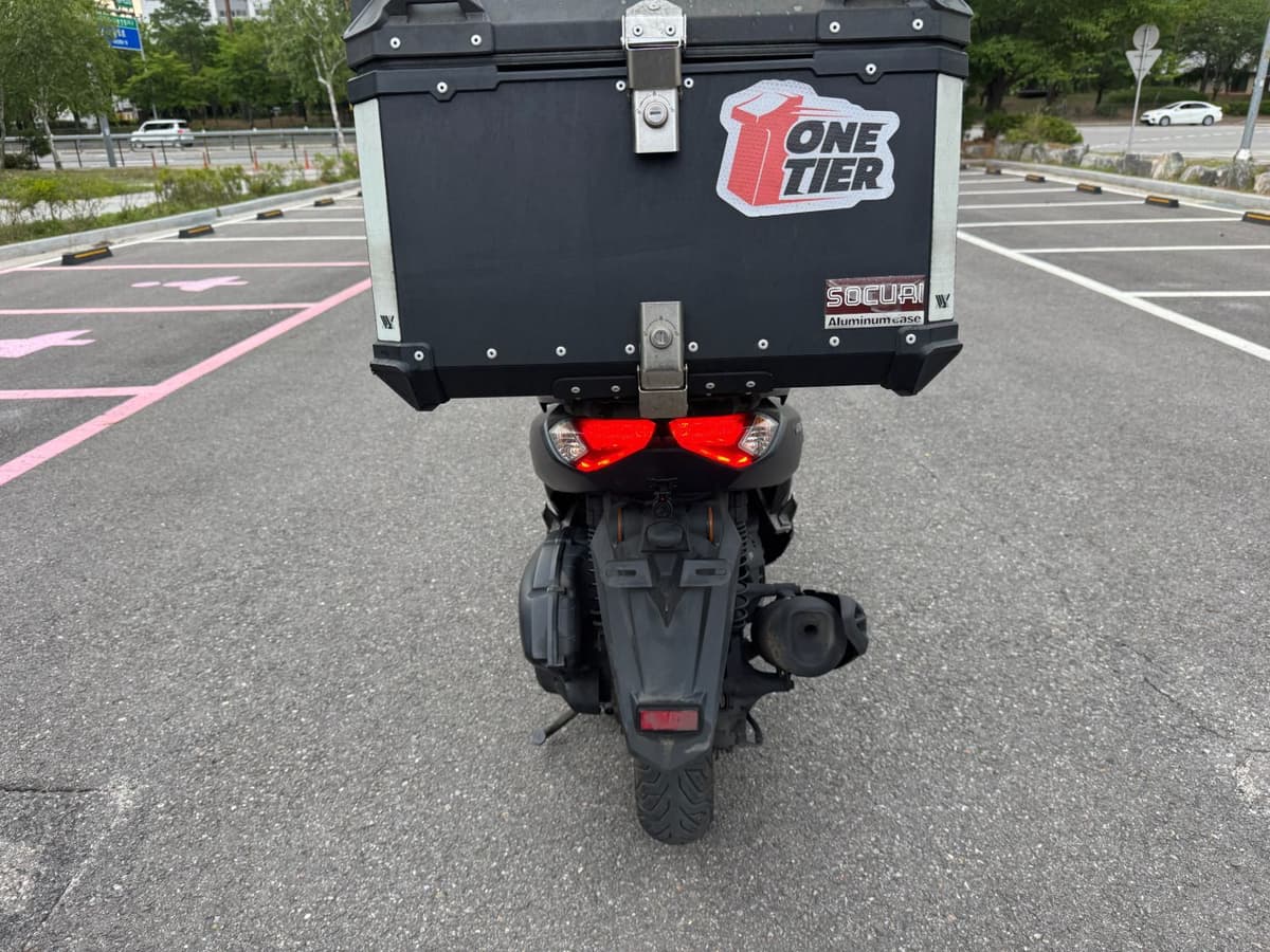 야마하 NMAX 155 7