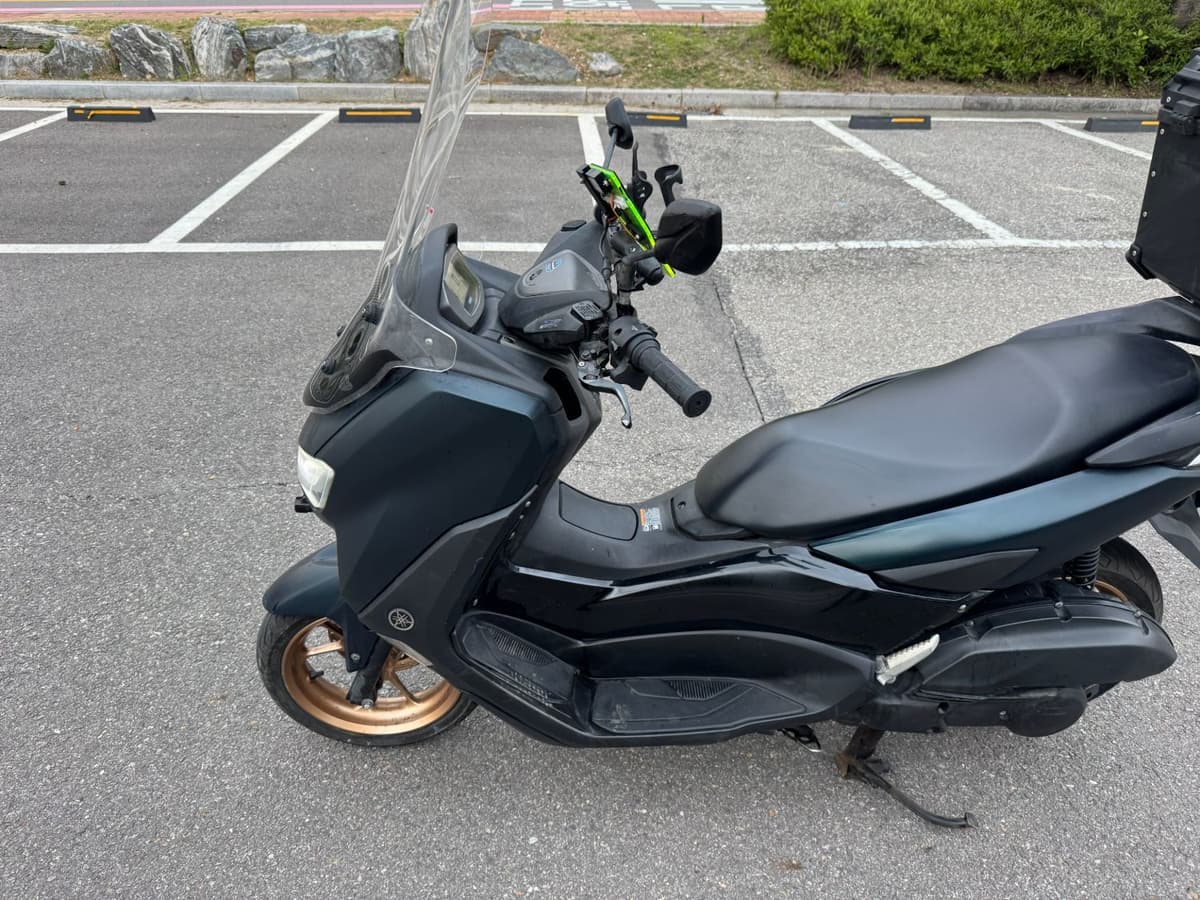야마하 NMAX 155 9