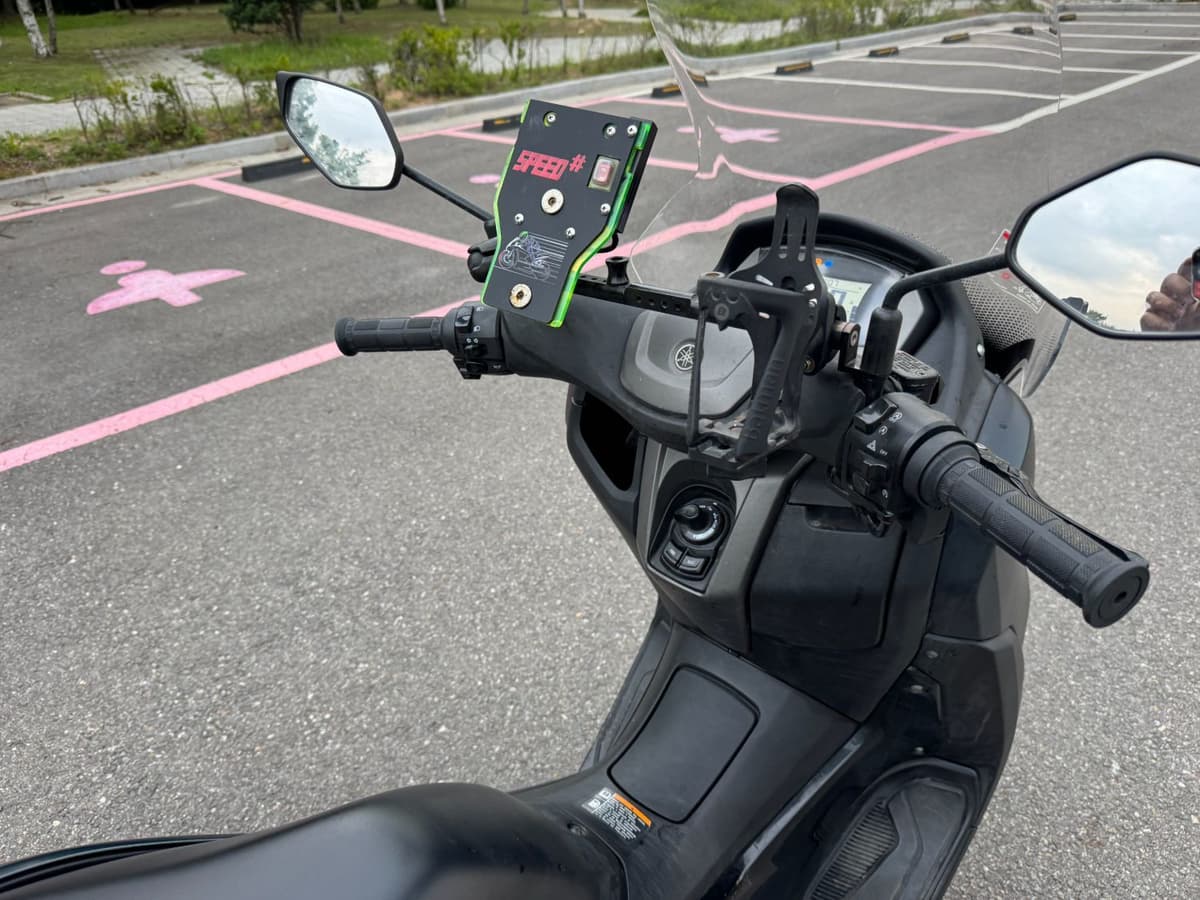 야마하 NMAX 155 16