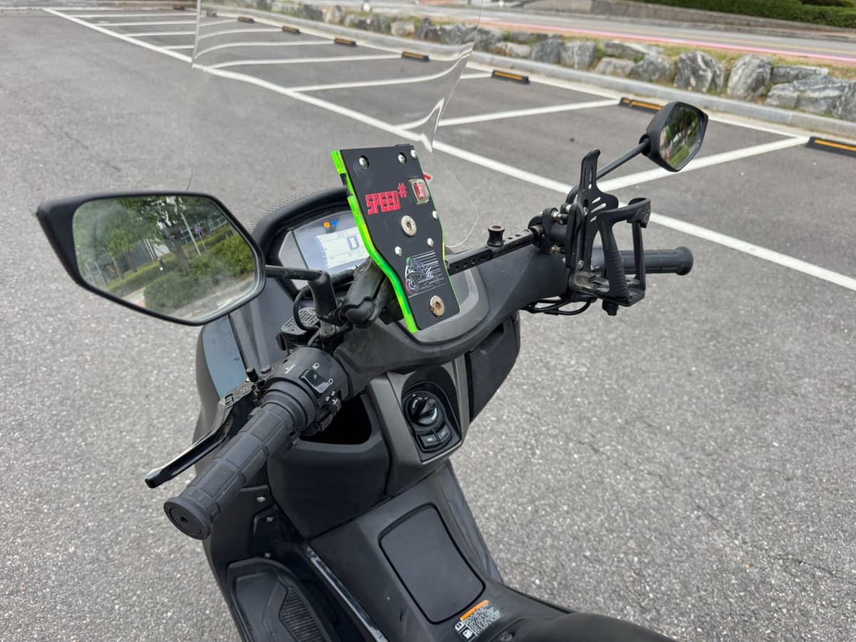 야마하 NMAX 155 17