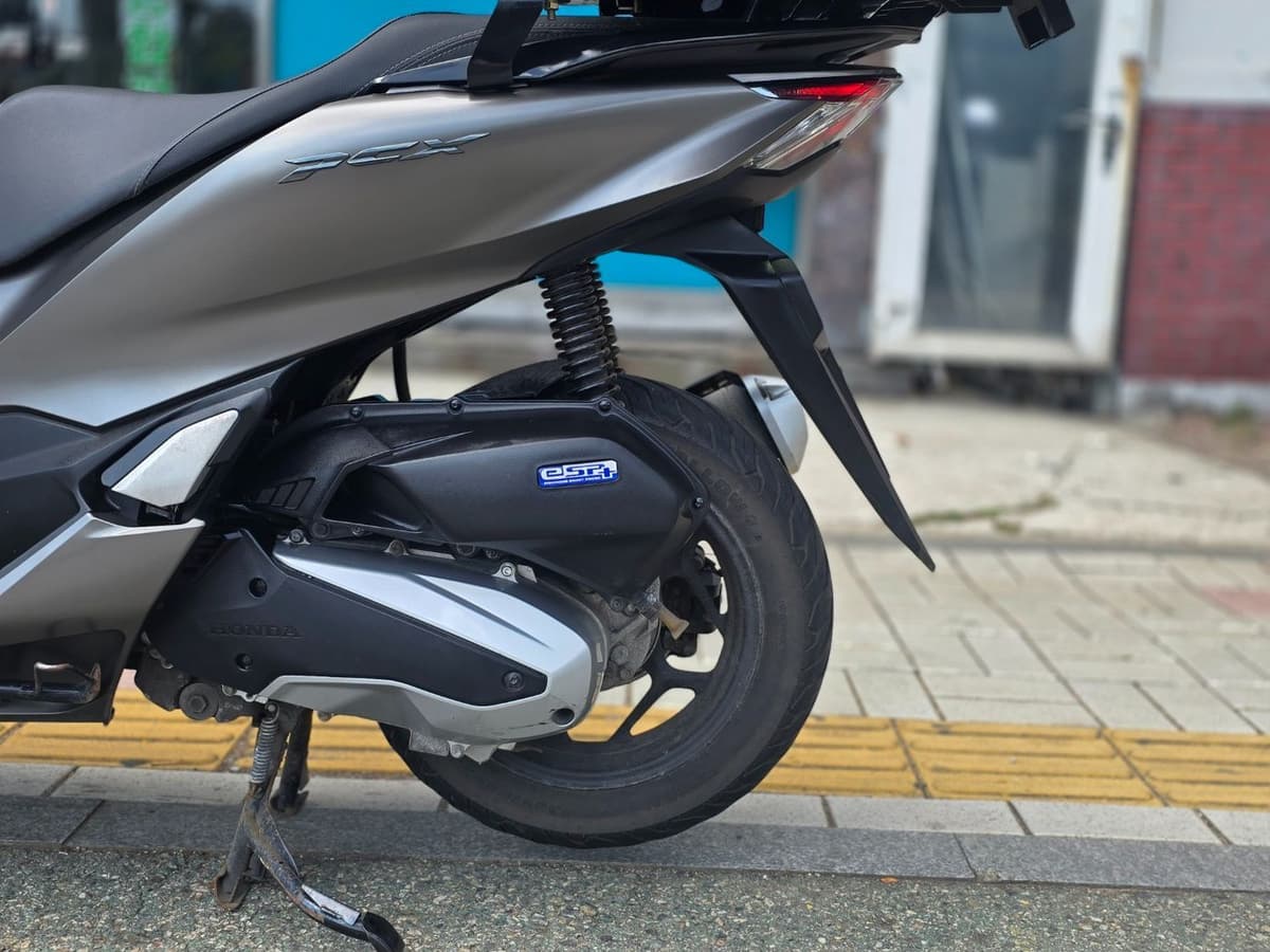 혼다 PCX 125 7