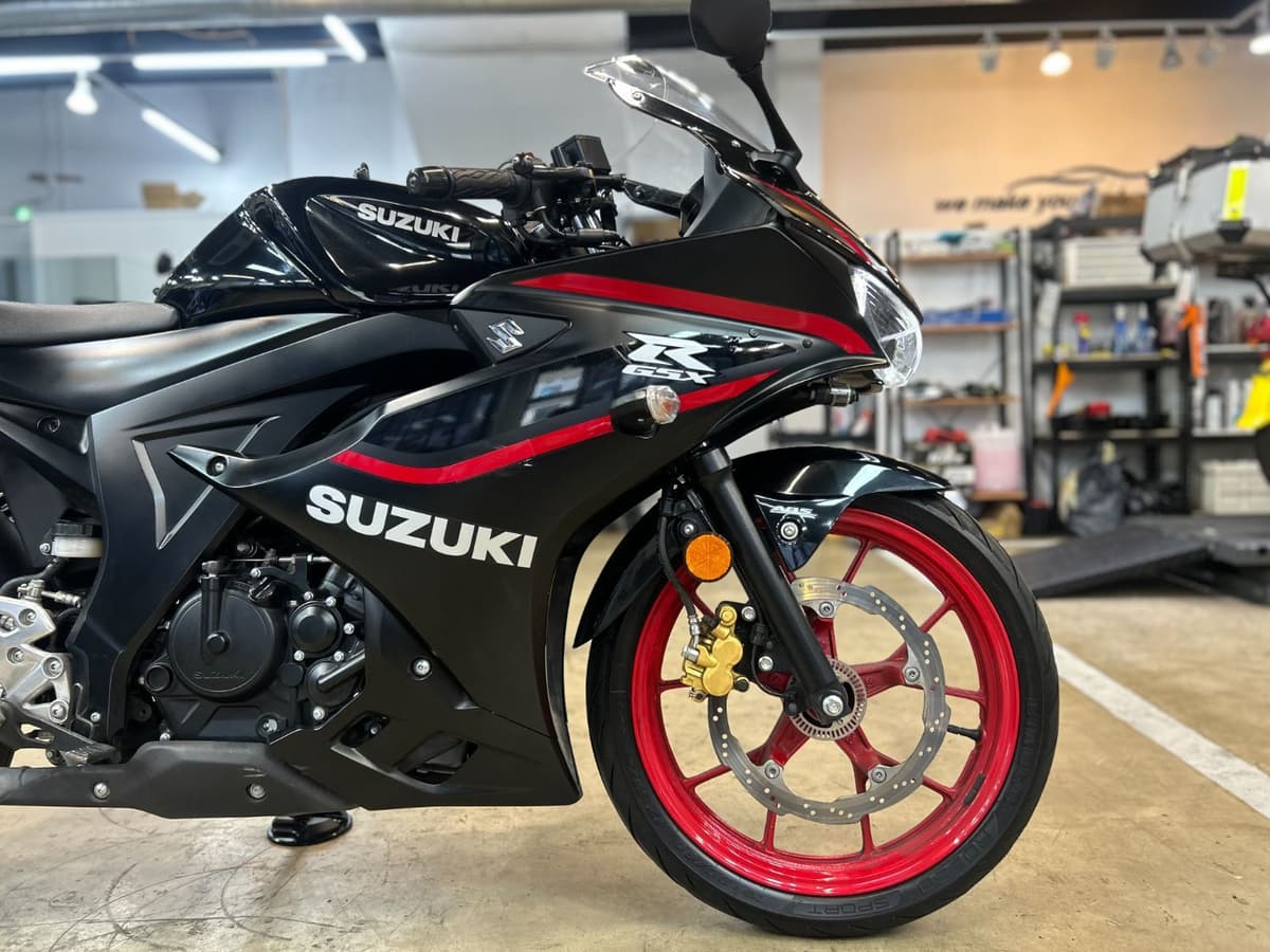 스즈키 GSX R 125 ABS 2