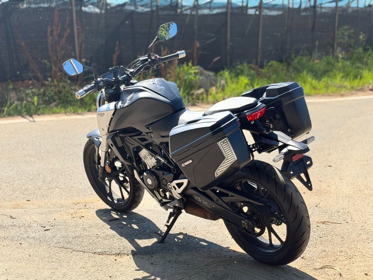 혼다 CB 125 R 5