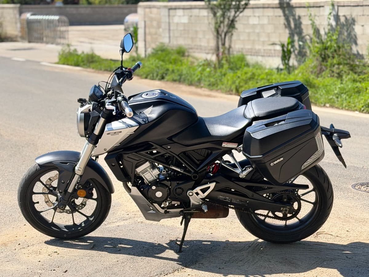 혼다 CB 125 R 12