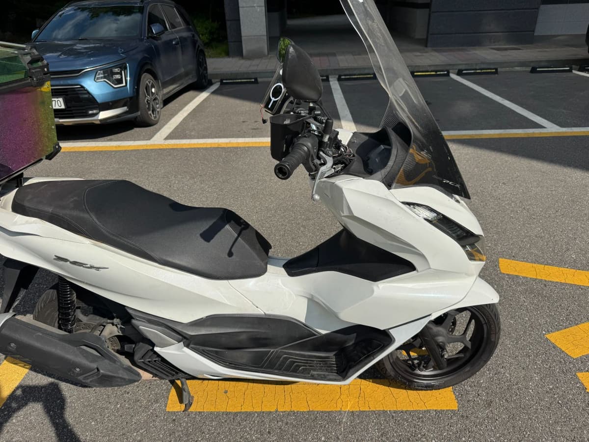 혼다 PCX 125 10
