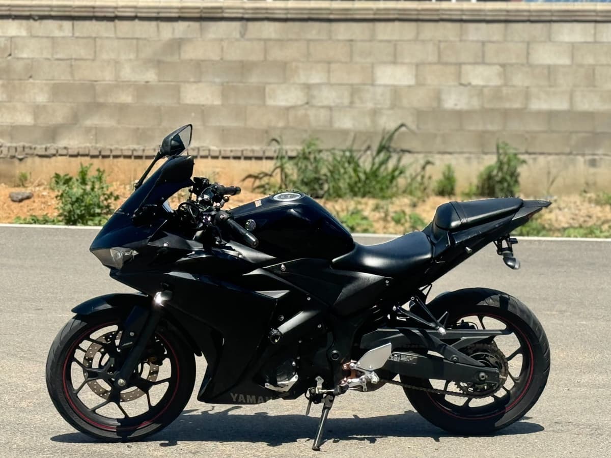 야마하 YZF R3 4