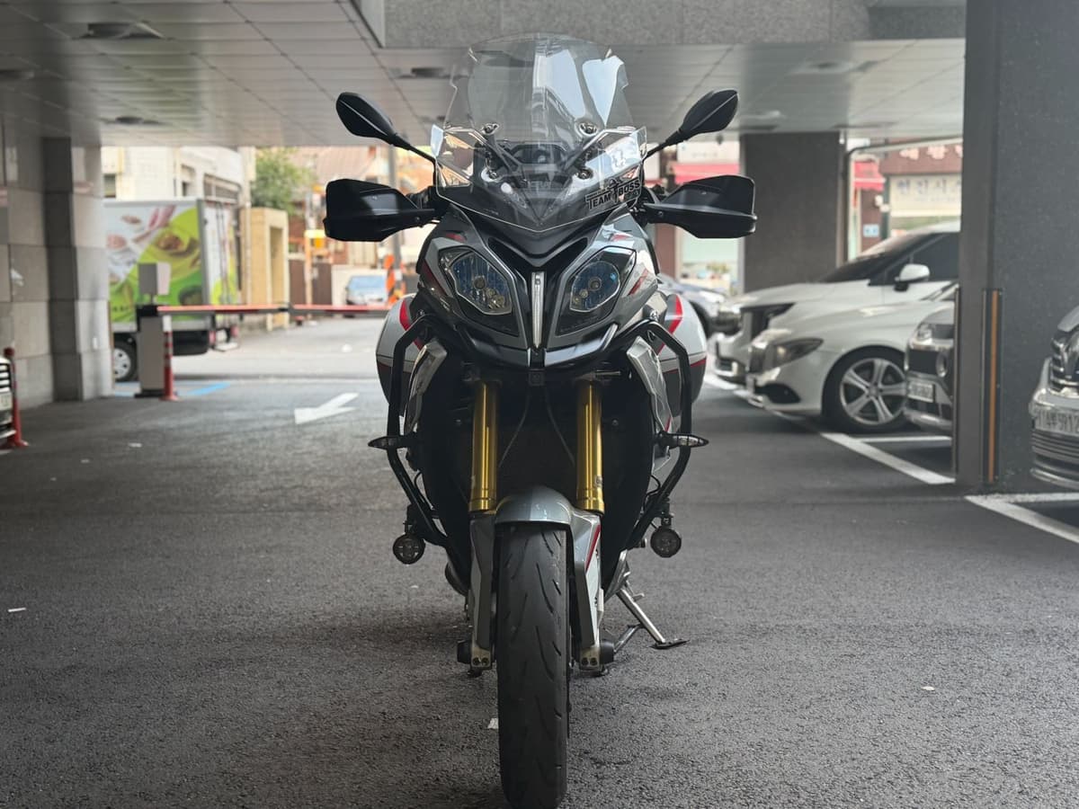 BMW S 1000 XR 1