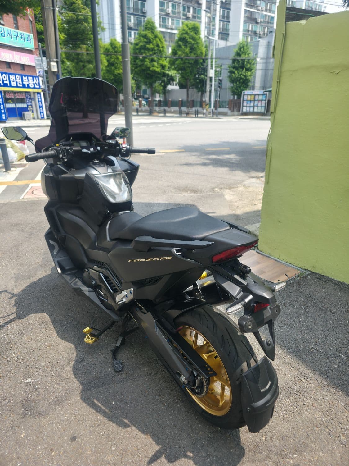 혼다 포르자 750 5