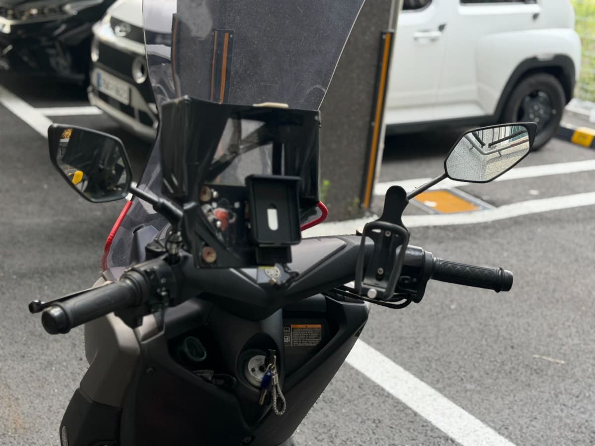 야마하 NMAX 125 5