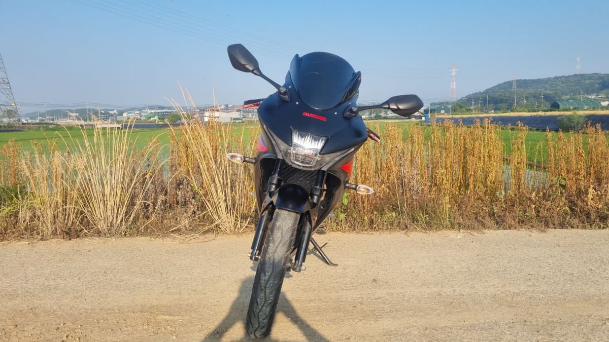 스즈키 GSX R 125 ABS 2