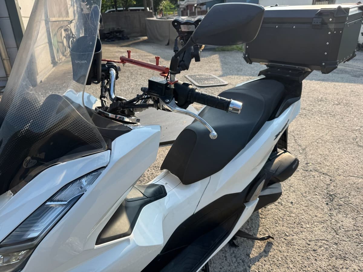 혼다 PCX 125 17