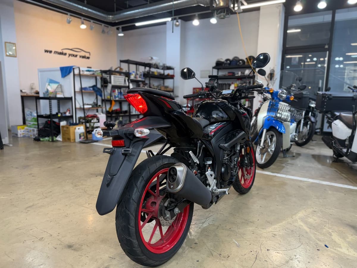 스즈키 GSX S 125 5