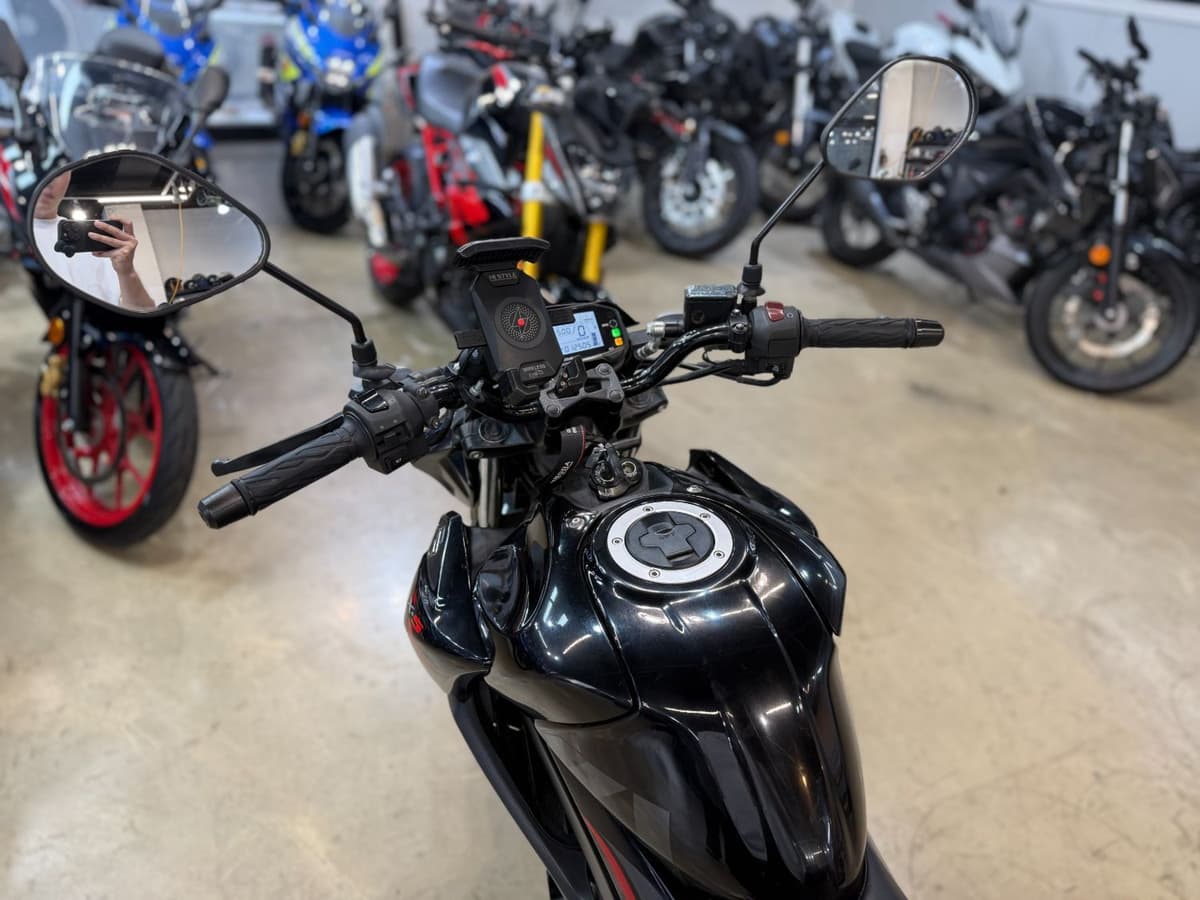스즈키 GSX S 125 12