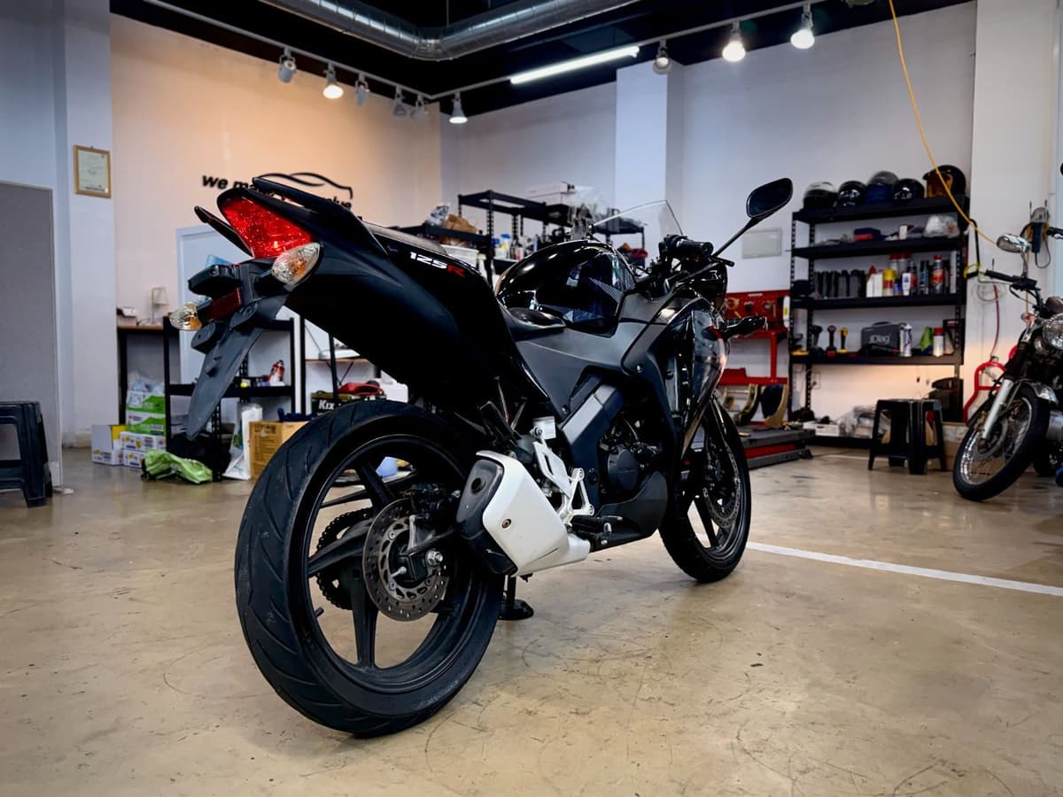 혼다 CBR 125 R 5