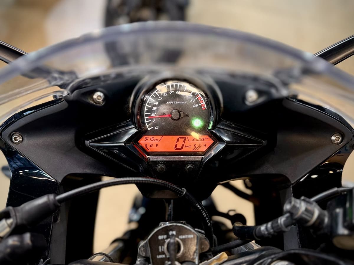 혼다 CBR 125 R 13