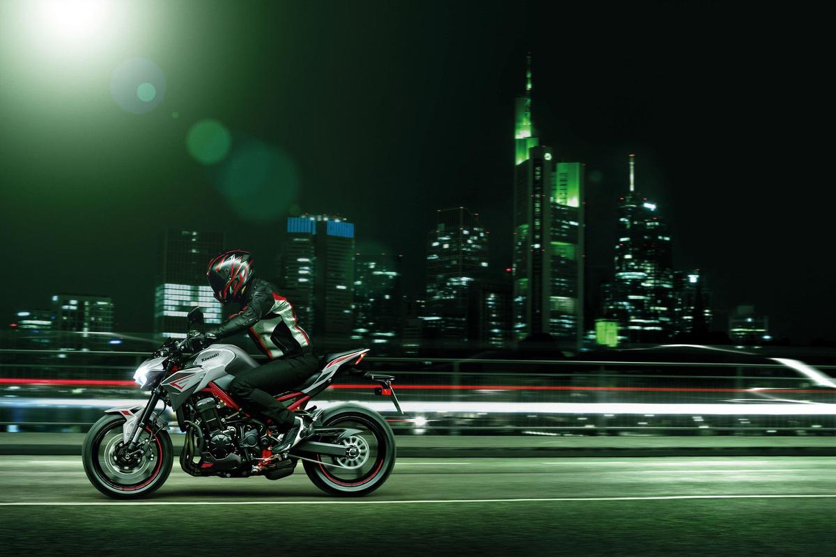 Z 900