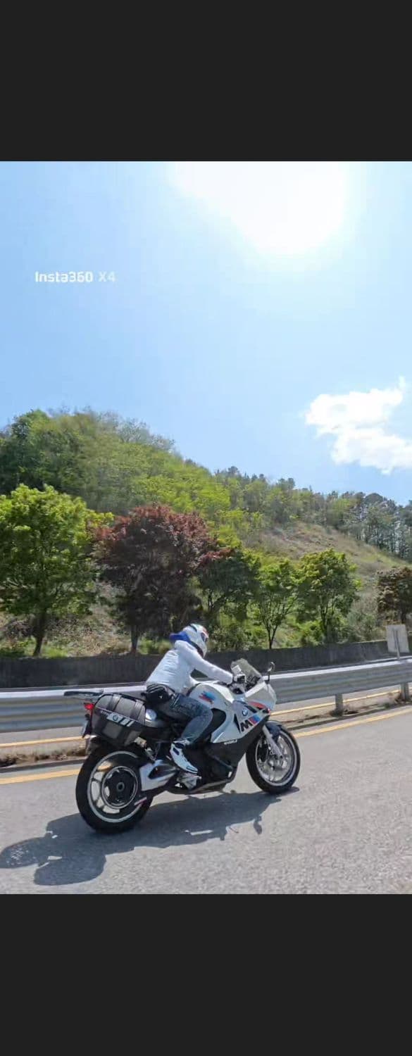 BMW F 800 ST 11