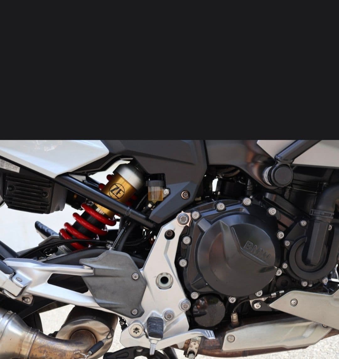 BMW F 900 XR 11