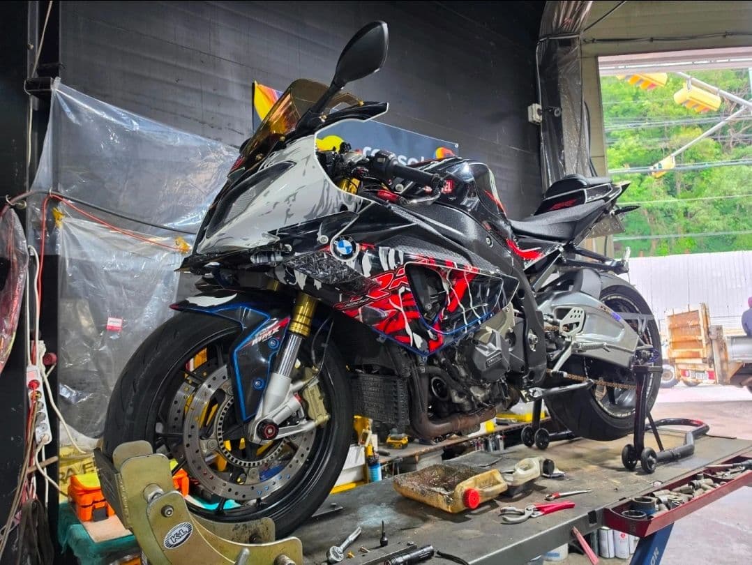 BMW S 1000 RR 6