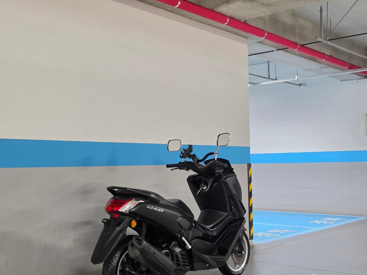 야마하 NMAX 125 8