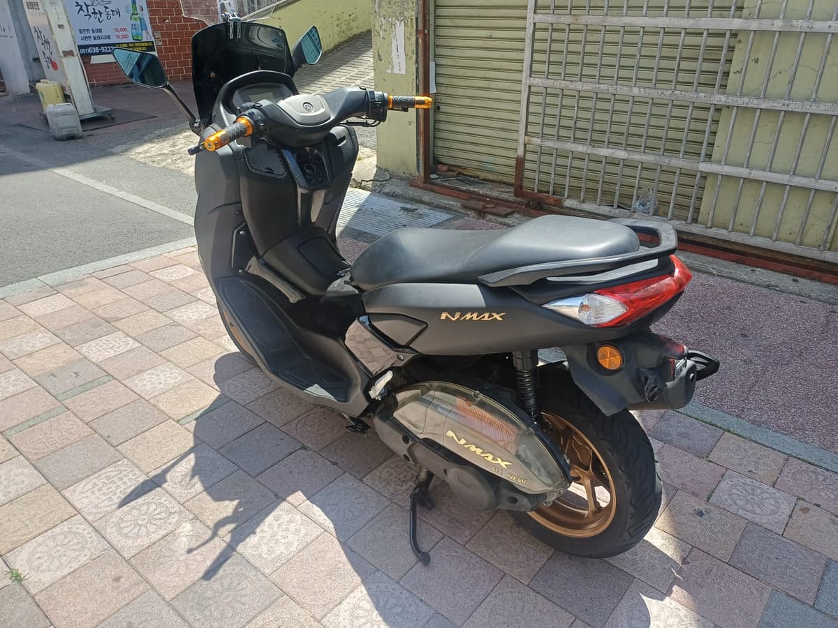 야마하 NMAX 125 3