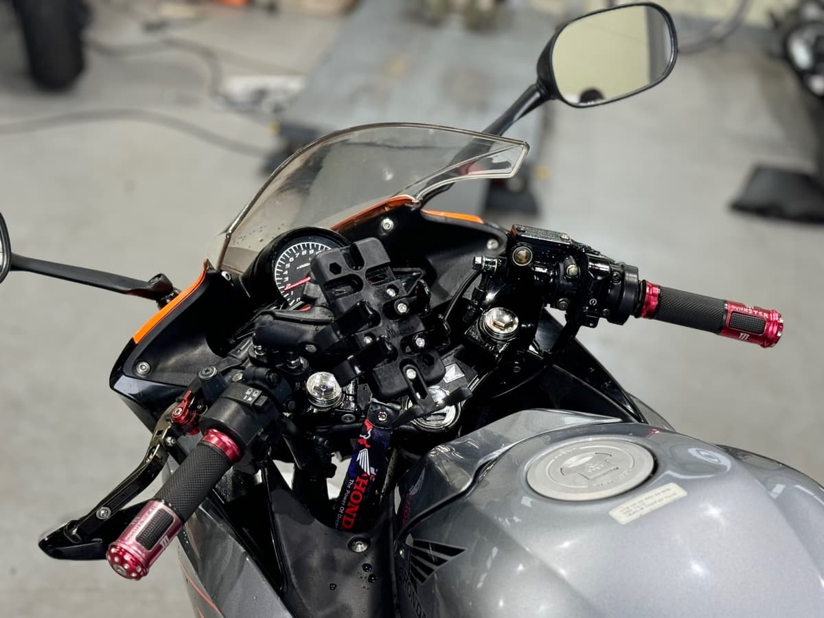 혼다 CBR 125 R 9