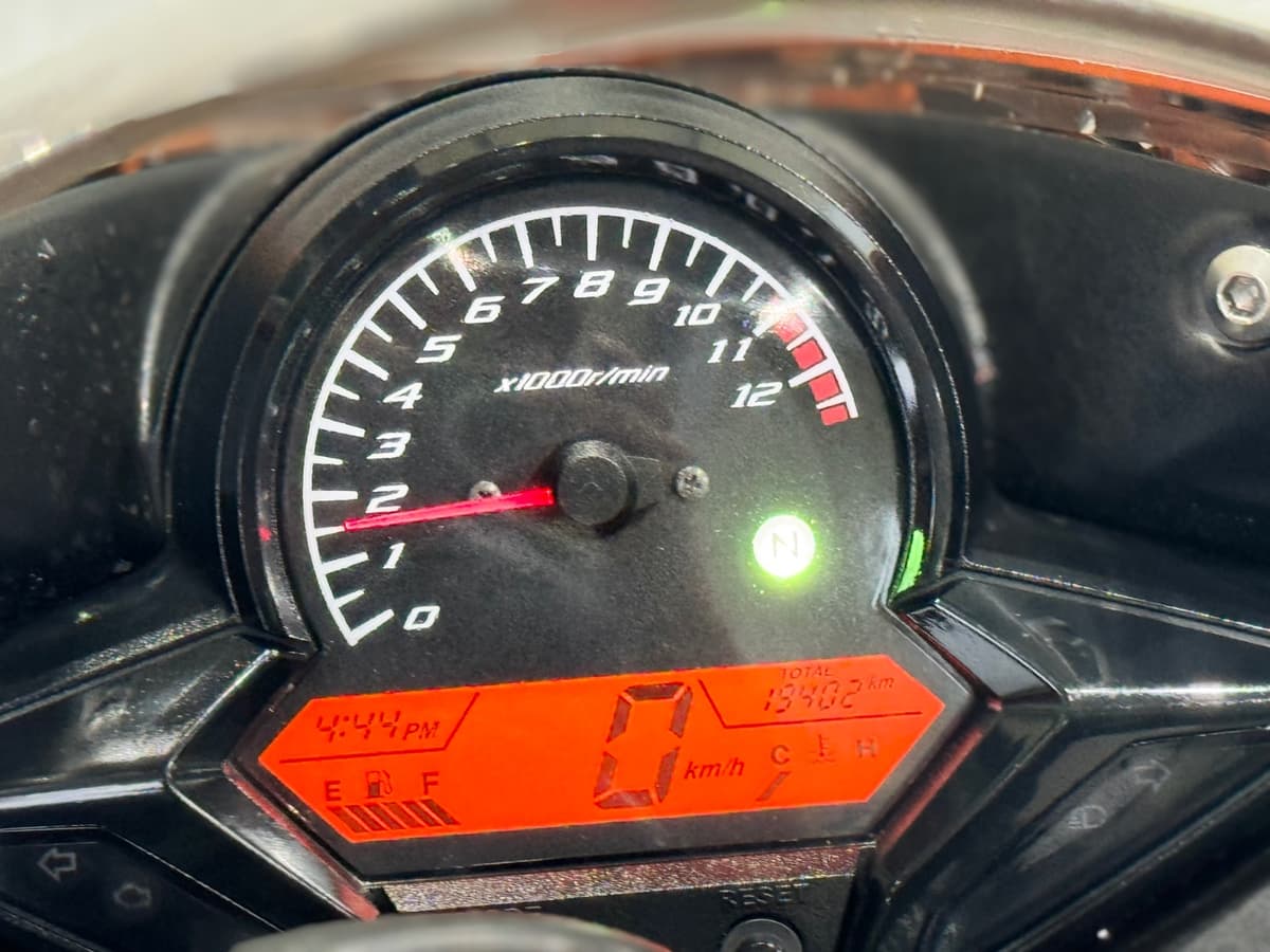 혼다 CBR 125 R 10