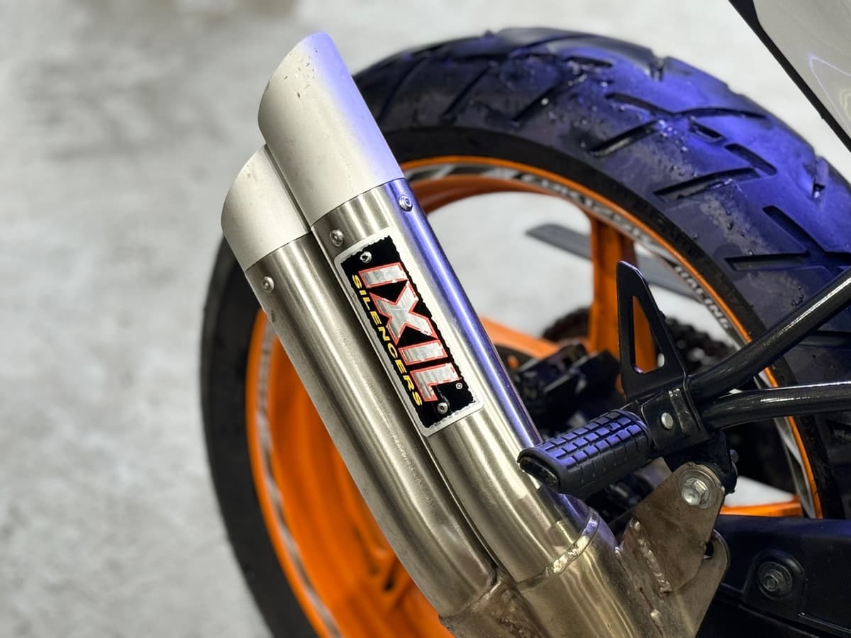 혼다 CBR 125 R 11