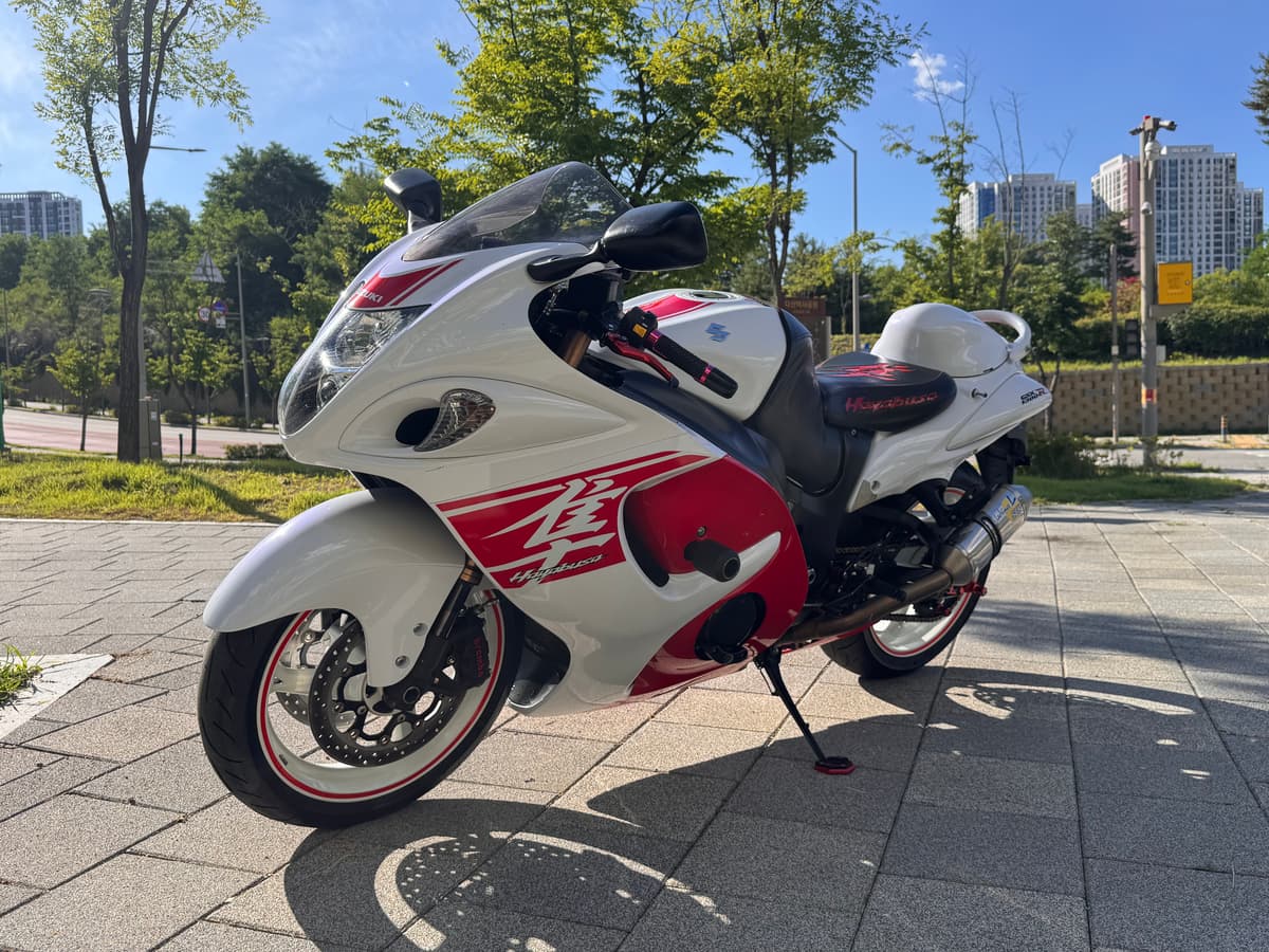 스즈키 하야부사 8