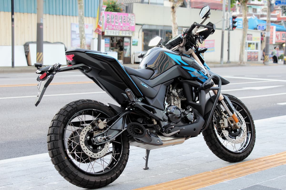 존테스 125 U1 15
