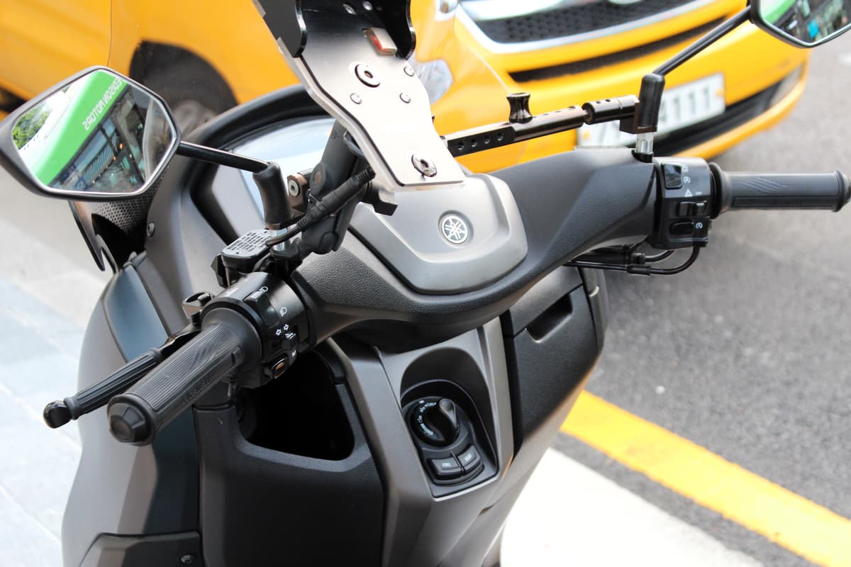 야마하 NMAX 155 3