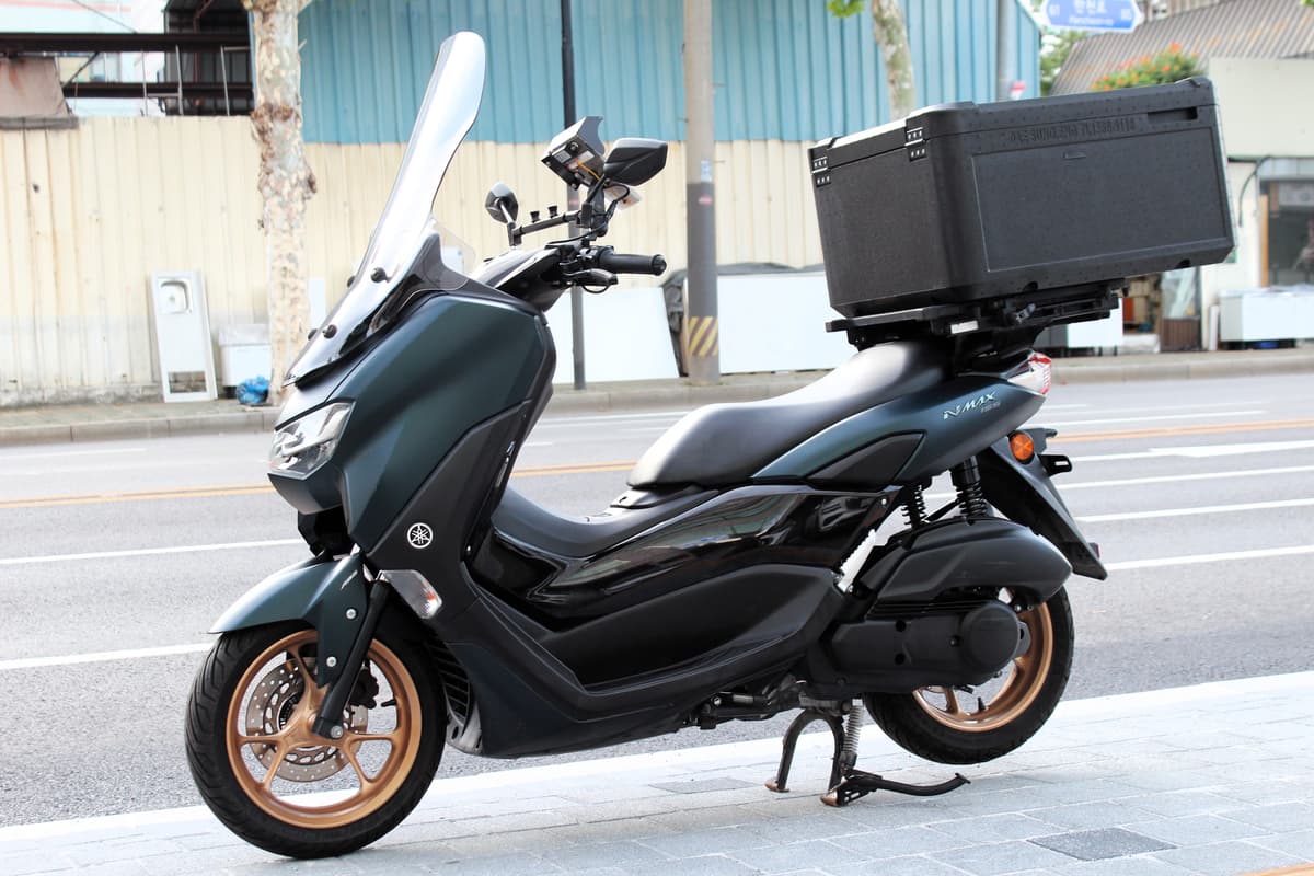 야마하 NMAX 155 5